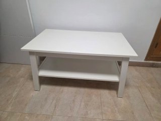 Mesa de centro blanca de madera