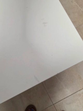 Mesa de centro blanca de madera