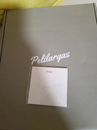 Pelilargas – Sara Revuelta | Libro + caja original
