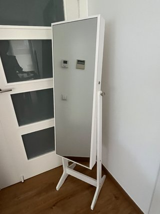 Espejo con cerradura y llave