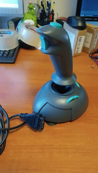 Joystick Logitech DB9