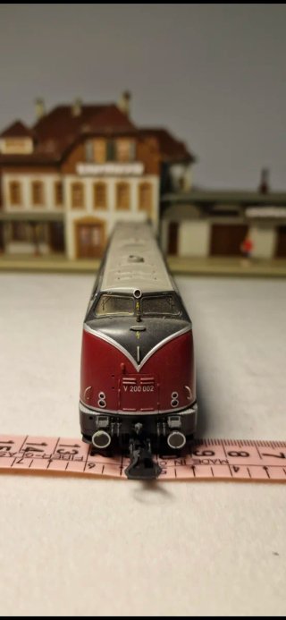 Locomotora V200 Roco