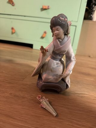 Lladró Kiyoko Geisha Original + Ramo