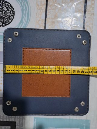 Svuotatasche in pelle sintetica blu e marrone