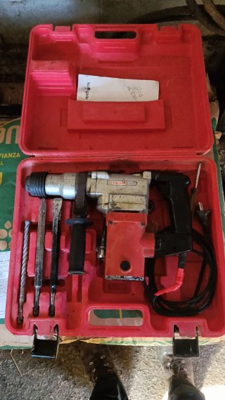 Martillo Eléctrico Percutor y taladro  + Cinceles