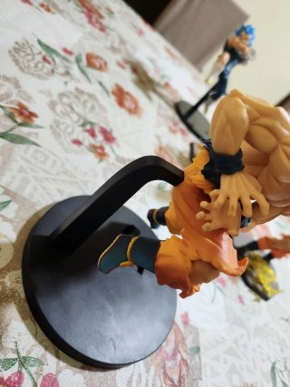 Figura Goku Super Saiyan Blue