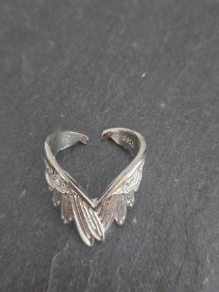 Anillo Alas tono plata Ajustable