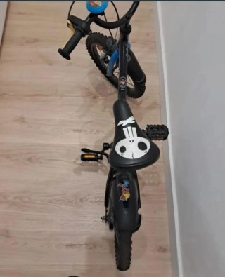 Bicicleta infantil BTWIN negra