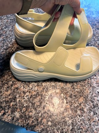 Sandali Crocs Skyline Beige Donna