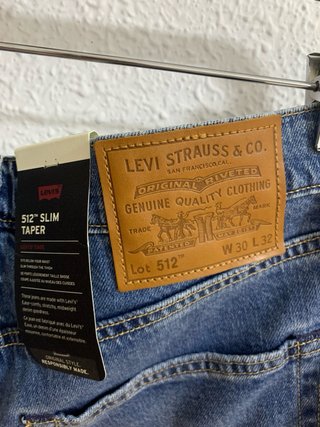 Pantalón Levi's 512 Slim Taper Azul