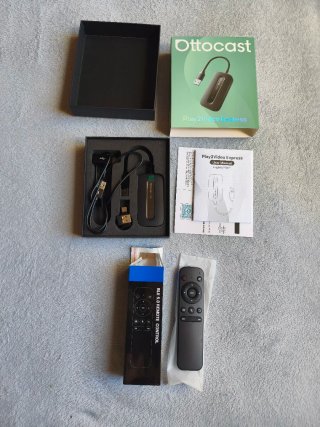 Ottocast Play2Video Ultra Adaptador CarPlay