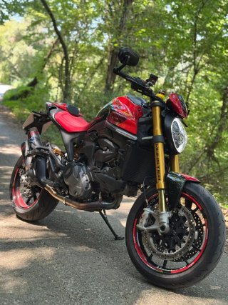 Ducati Monster SP 937 Negra/Roja