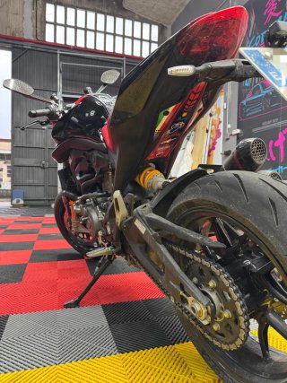 Ducati Monster SP 937 Negra/Roja
