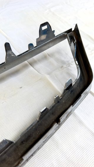 Embellecedor Parrilla Ford Focus MK2 Cromado