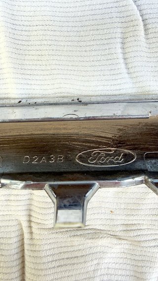 Embellecedor Parrilla Ford Focus MK2 Cromado