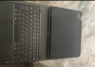 Funda con Teclado iPad 10.9 2022 Negra