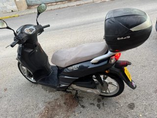 Peugeot Tweet 50cc Negra
