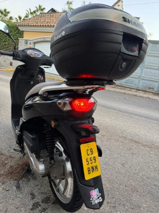 Peugeot Tweet 50cc Negra
