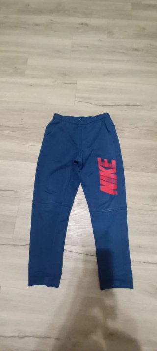 Lote ropa  : chandal y sudaderas talla 10- 11 años