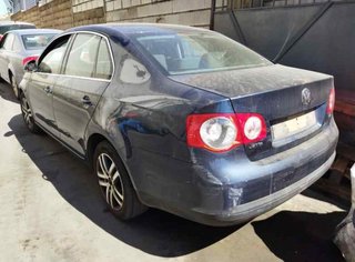 Centralita volkswagen 03g906016jk jetta 1.9 209774