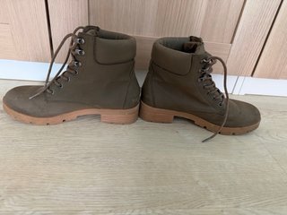 Botas militares caña alta talla 39