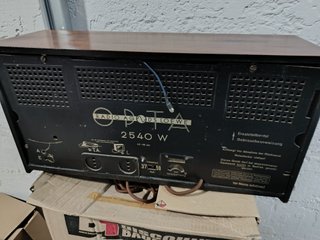 Radio Loewe Opta 2540W Válvulas