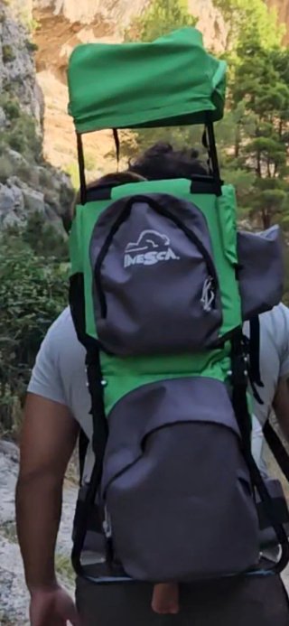 Mochila portabebés montaña