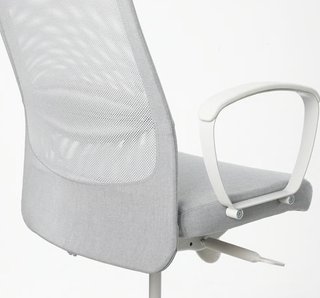 Silla de oficina Ikea gris con ruedas