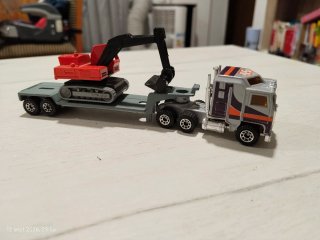 Kenworth Matchbox remolque con máquina