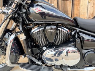 Kawasaki VN900 Vulcan Classic Cruiser