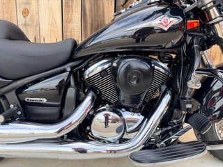 Kawasaki VN900 Vulcan Classic Cruiser