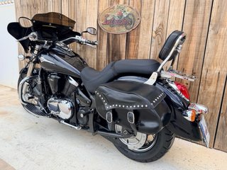 Kawasaki VN900 Vulcan Classic Cruiser
