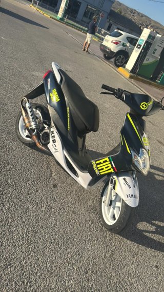 Yamaha Jog R Scooter