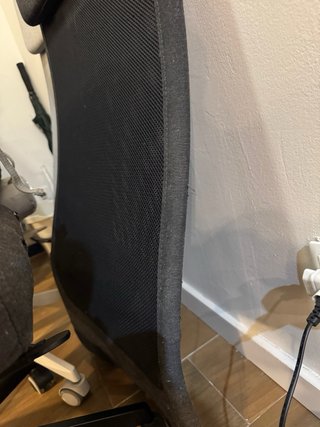 Silla de oficina gris oscuro Ikea con ruedas
