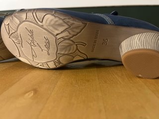 Zapatos Apple Love Talla 36 Azul/Plata