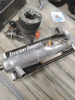 Motor Alpha Dragon III 1/8 TT