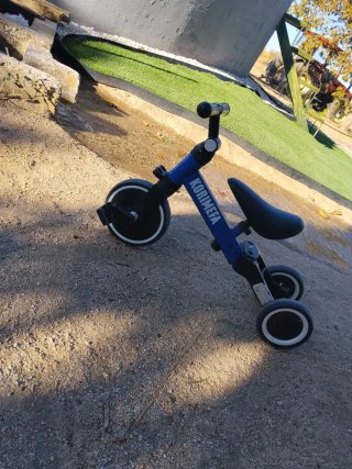 Triciclo Korimefa Azul