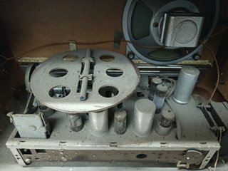 Radio SABA Villingen 6-3D válvulas