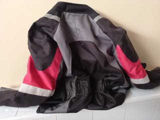Chaqueta de Moto Negra y Gris