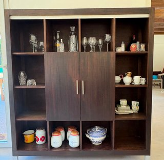 Vitrina Aparador Salón Madera Nogal Oscuro
