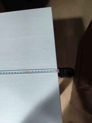 Escritorio blanco y azul
