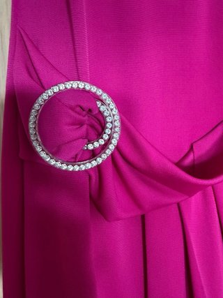 Vestido fiesta rosa con pedrería