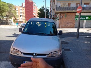 Peugeot e-Partner 2001