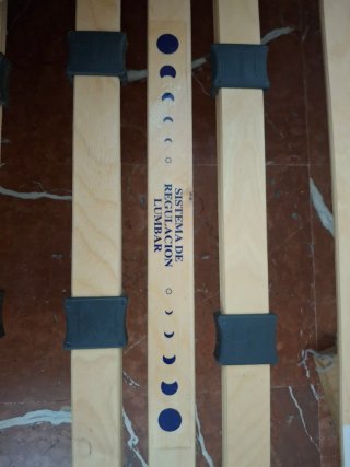En Carmona y alrededores. Base y colchón 135 cm