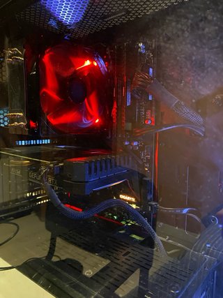 PC Gygabyte GAMING X i7 9700K 16GB RAM