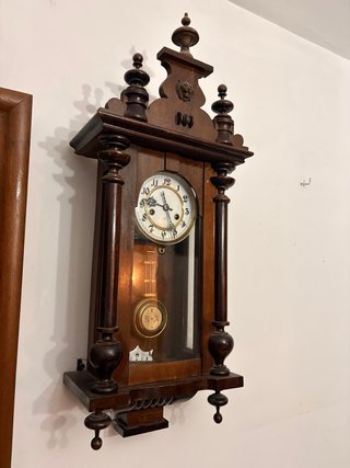 Reloj antiguo de pared – estilo regulador vienés