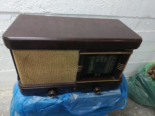Radio JURA válvulas La Chaux-de-Fonds