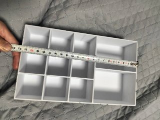 Organizador de maquillaje con flores