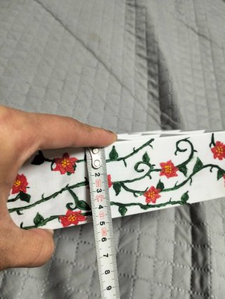 Organizador de maquillaje con flores
