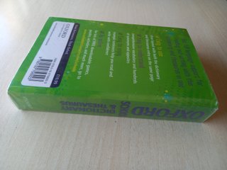 Oxford School Dictionary & Thesaurus